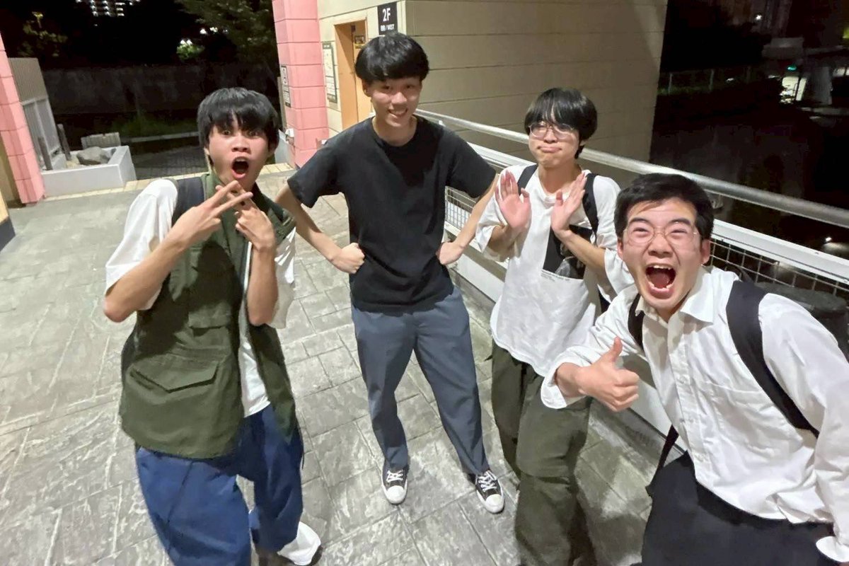 kabuki_2nd's tweet photo. 【演者紹介】

①筋ギ
②松本、梅田、丸山、跳橋

↓取り置きはこちらから
https://t.co/O4eMXXzsY3 https://t.co/PhfHXiq8FA