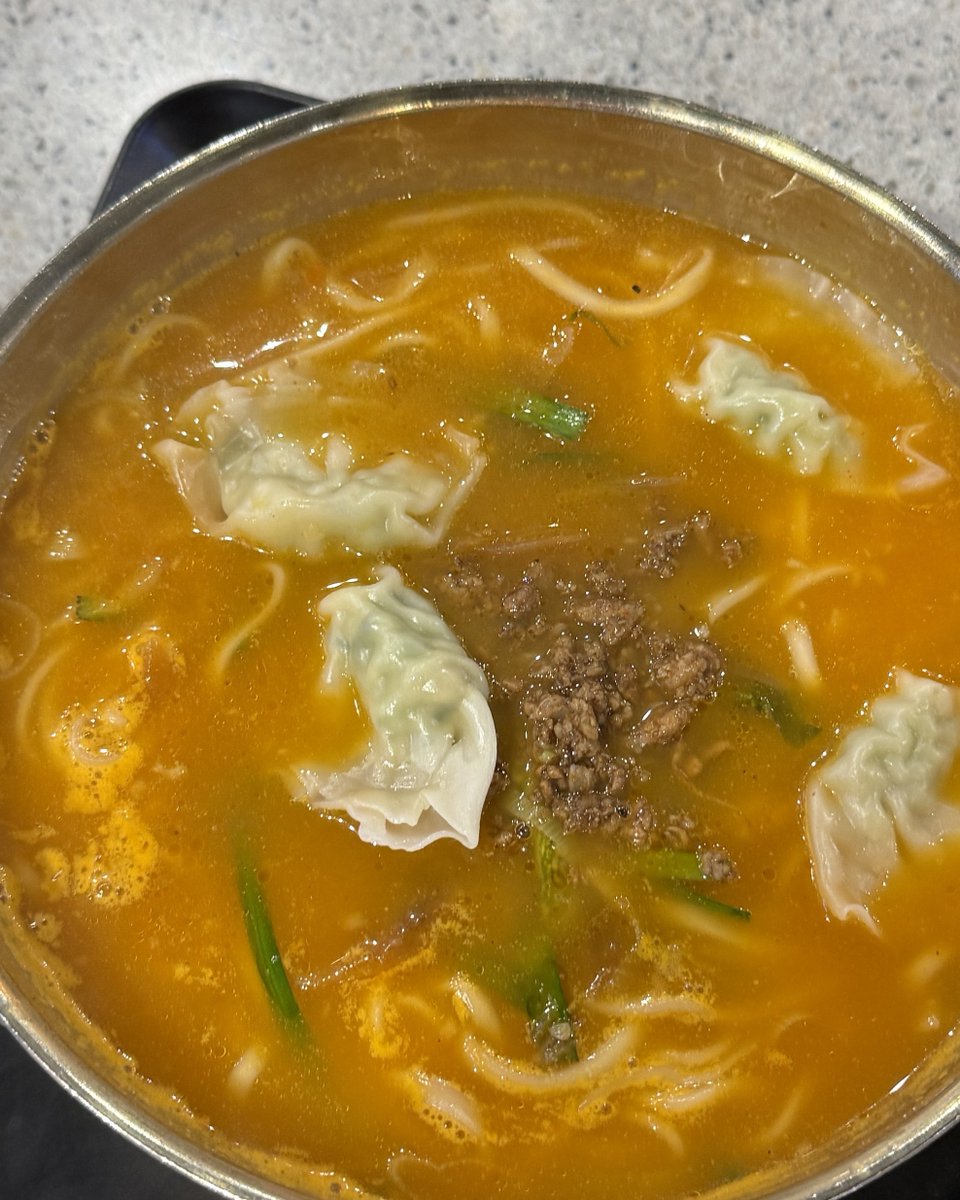 정 tweet media