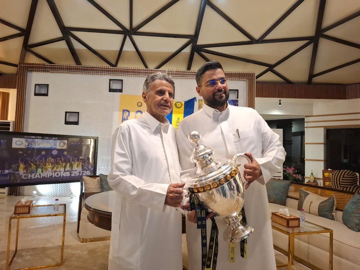 almshaiqh's tweet photo. استمرار العادة عند كل بطوله شكراً على الوفاء💙💛 https://t.co/9m1Vi1O76j
