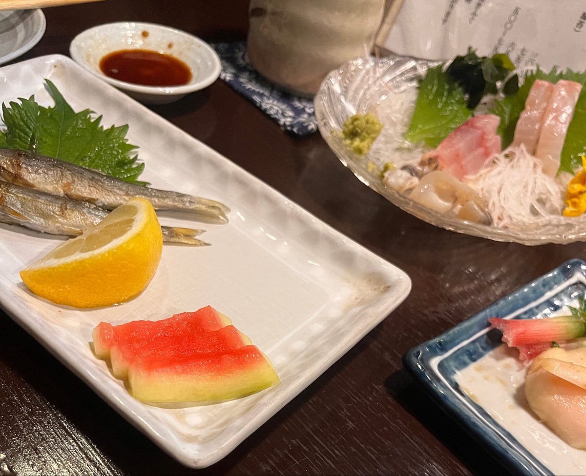 AiTaniuchi's tweet photo. 息子は林間学校
夜ご飯
旦那くんとしっぽり飲みに https://t.co/skrQ93V9a3