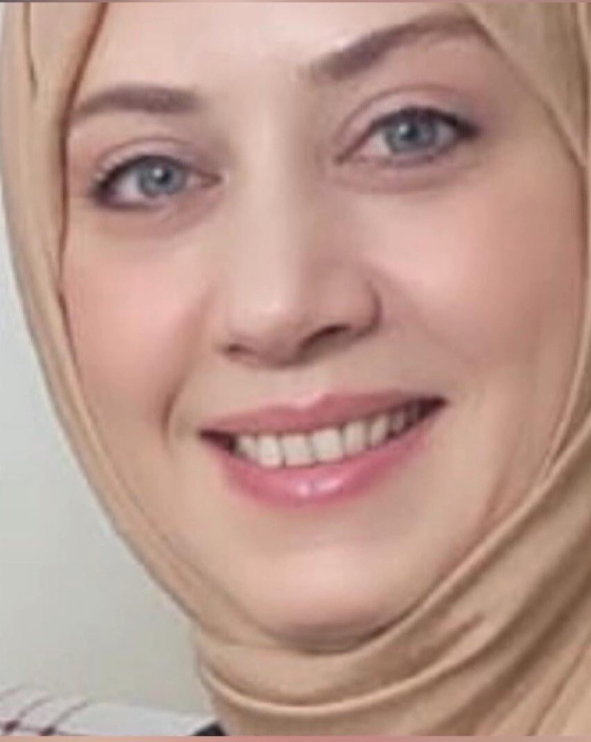 emrullaherdinc's tweet photo. 🔴 Bir Anne Öldü, 7 Kişi Yaralandı… Cezası Sadece 6 Yıl 8 Ay…

Üsküdar Çengelköy’de kaldırımda yürürken yaşamını yitiren öğretmen Yeliz Kader’in davasında karar çıktı. Mahkeme, sanığa 6 yıl 8 ay hapis cezası verdi.

Bir anne hayatını kaybetti, 7 kişi yaralandı. Yaralananlar arasında engelli kalan bir çocuk, bacağını kaybeden bir sporcu ve hayatı tamamen değişen insanlar var.

Karar hukuken verilmiş olabilir ancak böylesine ağır sonuçlar doğuran bir olayda cezanın yeterli olup olmadığı kamuoyunda uzun süre tartışılacak gibi görünüyor. 

Çünkü ADALET sadece karar vermek değil, toplumun vicdanını da tatmin edebilmek demektir.

Artık bu cezaların değişmesi gerekiyor.
