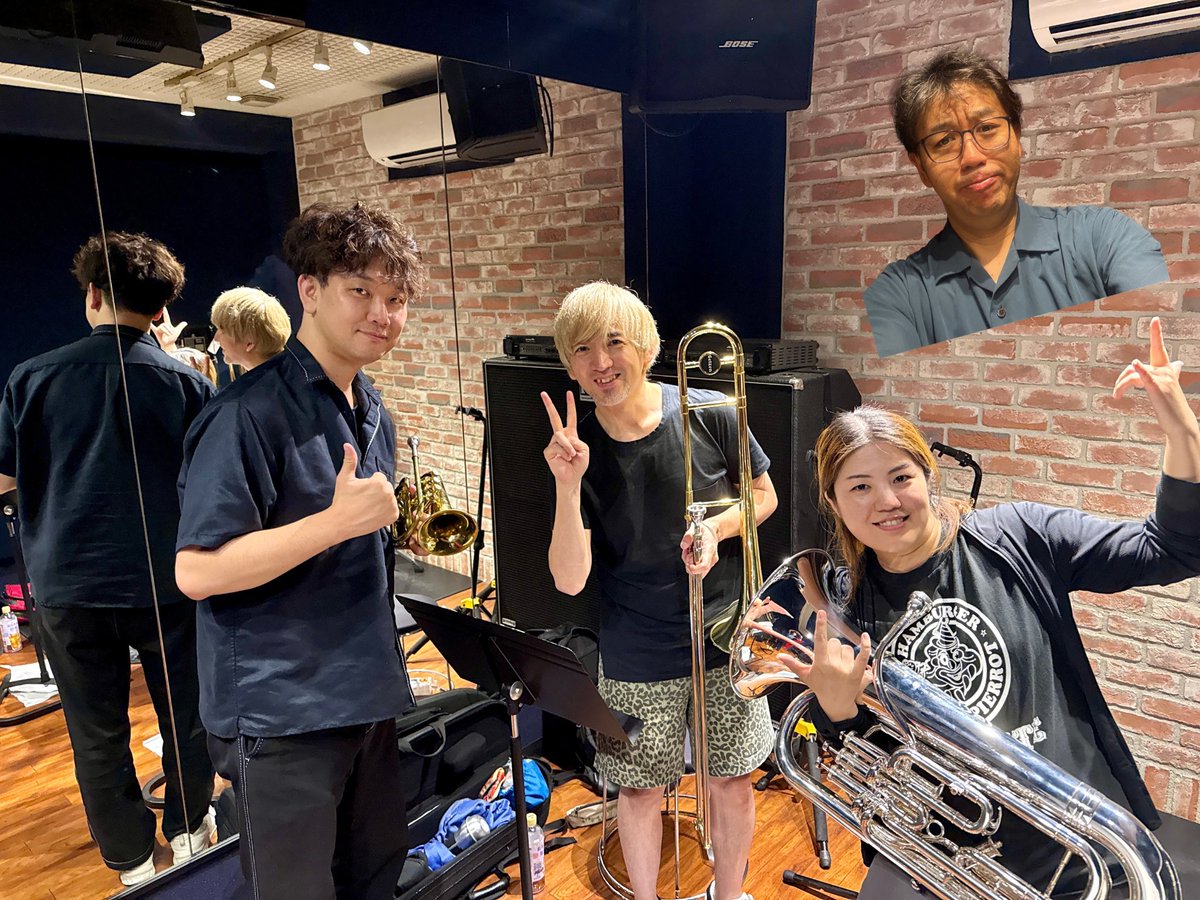 sukajazz127's tweet photo. いよいよ25日が迫って参りました。
『足掛け5年、10回目ゲストも招いてお祝いだスペシャル』
先日リハーサルを実施しまして、いつもと違った音の景色をお届け出来そうで、僕も楽しみです！
ど平日ですが是非お祝いに来て下さると嬉しいです。
遠方の方にも安心の配信もございますので併せてどうぞ！ https://t.co/usI1XAQwYc