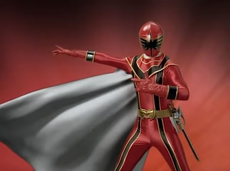 魔法戦隊マジレンジャーの1話で主人公のレッドである小津魁は16歳の
