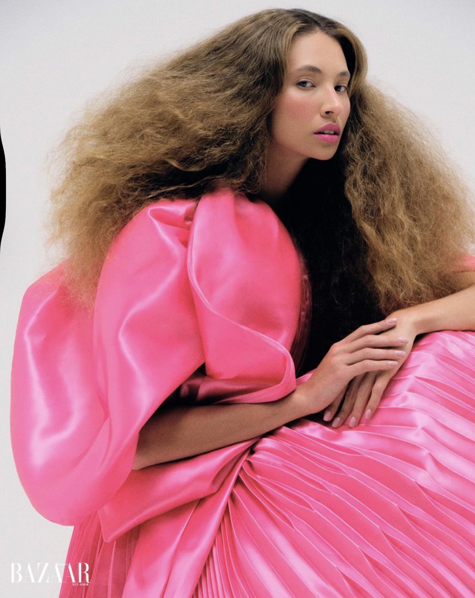 AdrianoDiPrato's tweet photo. + So proud of LCIM alumni Leah Wilkinson & Valentina Barros 👏
Their capstone collection features in @harpersbazaarec’s editorial “The Shape of the Body.” From the studio to the pages of Harper’s Bazaar Ecuador — this is just the beginning. #DifferentByDesign https://t.co/VFtXpZtM4x