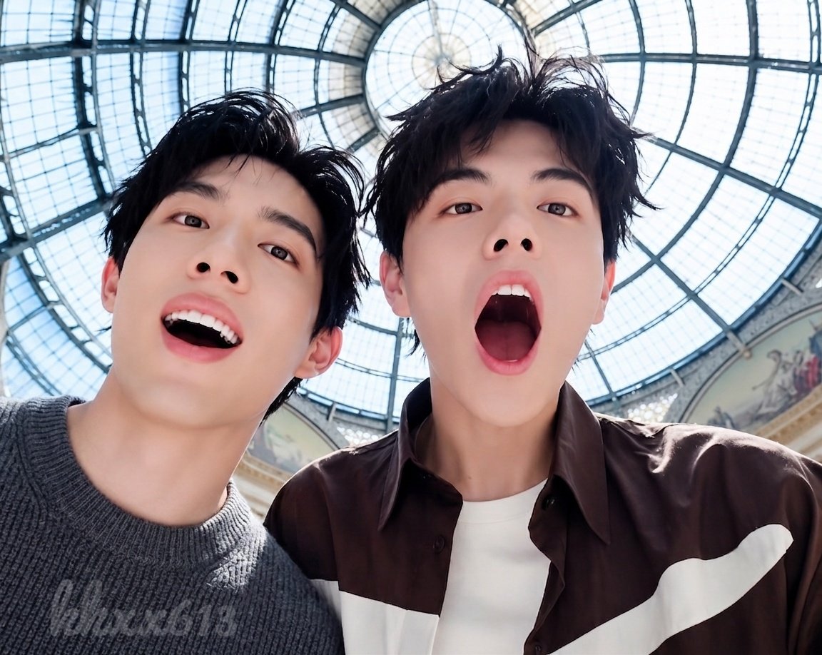kkxx613's tweet photo. Full of happiness. 📸
#AydenSng #LyuSitong #Aylio https://t.co/w8HE34TDkE