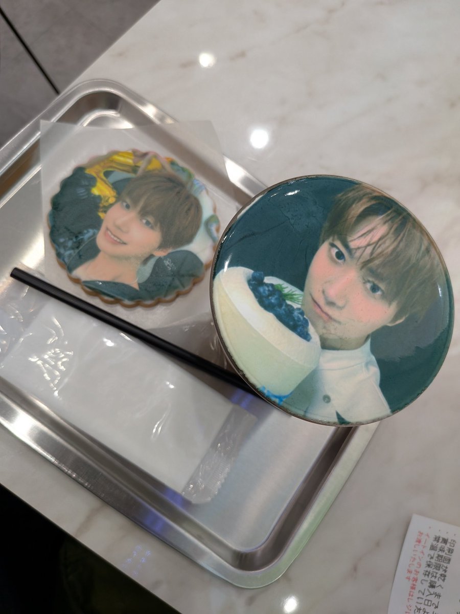 yt7pgn's tweet photo. プリントラテとクッキー🍪
#chucafe https://t.co/hSBKO4oWSD