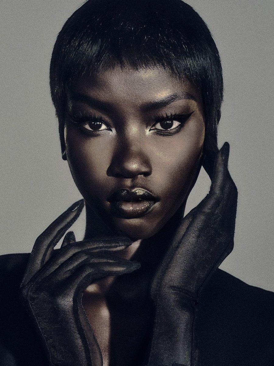 thejpgvibe's tweet photo. anok yai. for mugler. 
glamour mag. 📸 elizaveta porodina. https://t.co/LwCjeIymbO