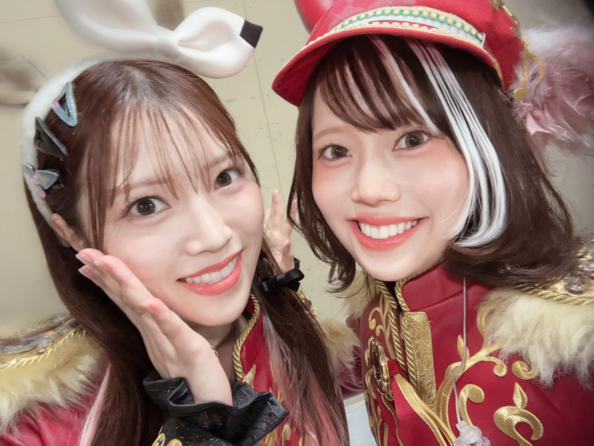 otsukimaccha's tweet photo. ウマ娘キャストの方々⟡.*

石原 夏織さん アーモンドアイ役👀

関根 瞳さん レッドディザイア役😍

明坂 聡美さん 実況役🎤

#ウマ娘7th東京D1 
#ウマ娘7th東京D2 #ウマ娘7th https://t.co/nRVqyjrm98