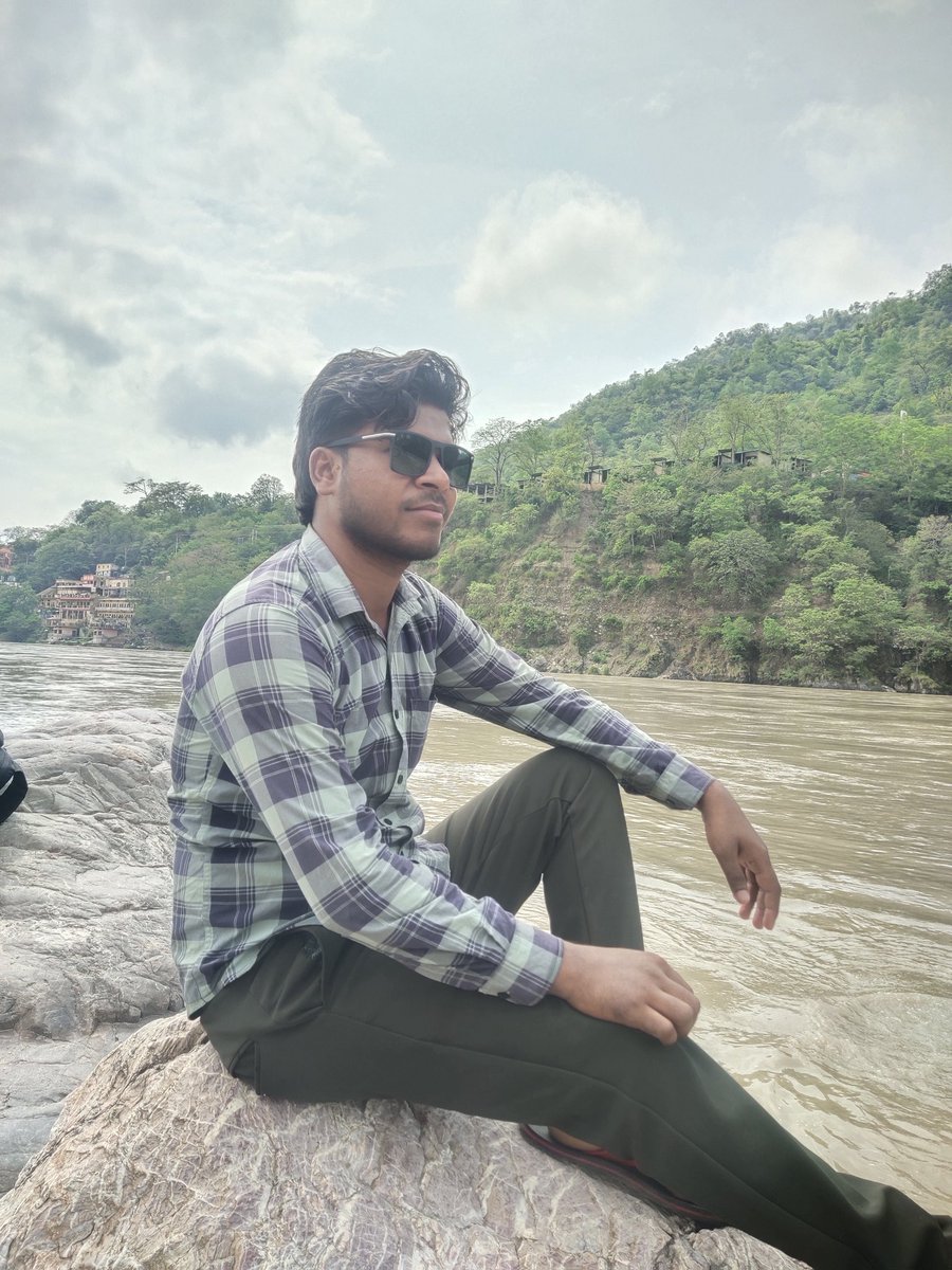 RamBhawam's tweet photo. Heaven was too far away, so God made mountains...
Ram Bhawan https://t.co/aHldyS6sjH
