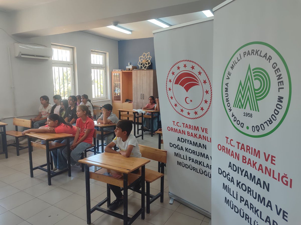 adiyamanDKMP's tweet photo. Adıyaman DKMP Müdürlüğü personellerimizce Örenli Ortaokulunda ki 16 öğrenciye Doğa ve Biyolojik Çeşitlilik Hakkında Eğitim verilmiştir. #dkmp #egitim https://t.co/wcOtfZadOp