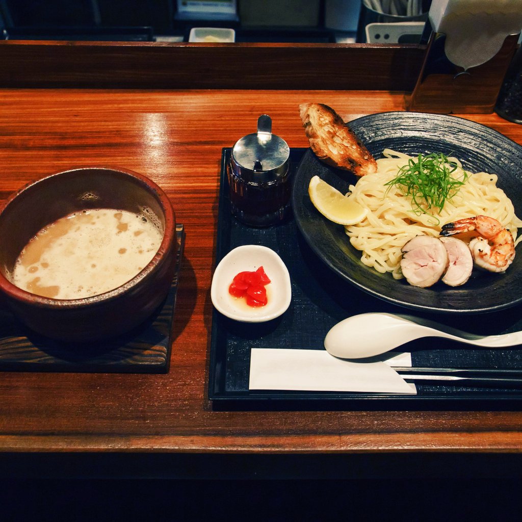 mennya_imamura's tweet photo. いつもご利用いただきましてありがとうございます。
大変お待たせいたしました。
明日11時より「鶏海老つけ麺」の販売を開始いたします。
例年通り数量限定となりますので売り切れ次第終了となります。
皆様のご来店お待ちいたしておりますm(__)m https://t.co/TwCFZ8vV6E