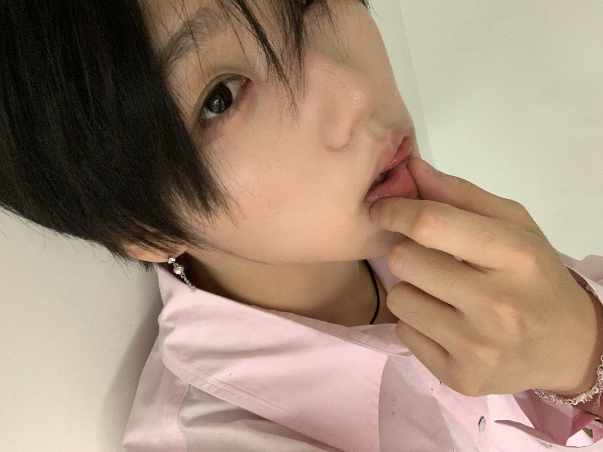 letsgosuren's tweet photo. 역시 돼지는 핑크지 https://t.co/0FLwxbBzO4