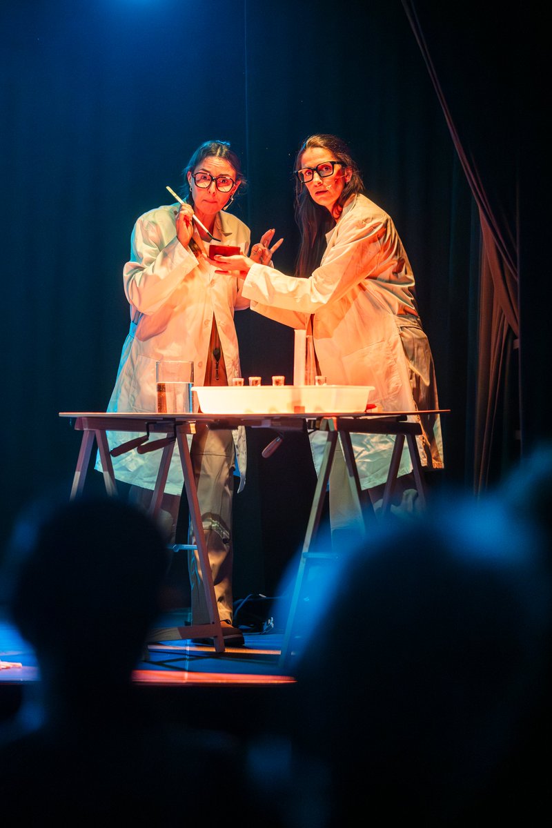 ICAC_cat's tweet photo. 🎭L’ICAC i la Cia. Routart han estrenat Arqueoescena. Misteris del passat, una proposta teatral que apropa l’arqueologia al públic familiar a través del misteri, l’humor i la participació.  

Tota la informació al nostre web!

📷Fotografies de @Galdrific https://t.co/kBdMff1pgQ