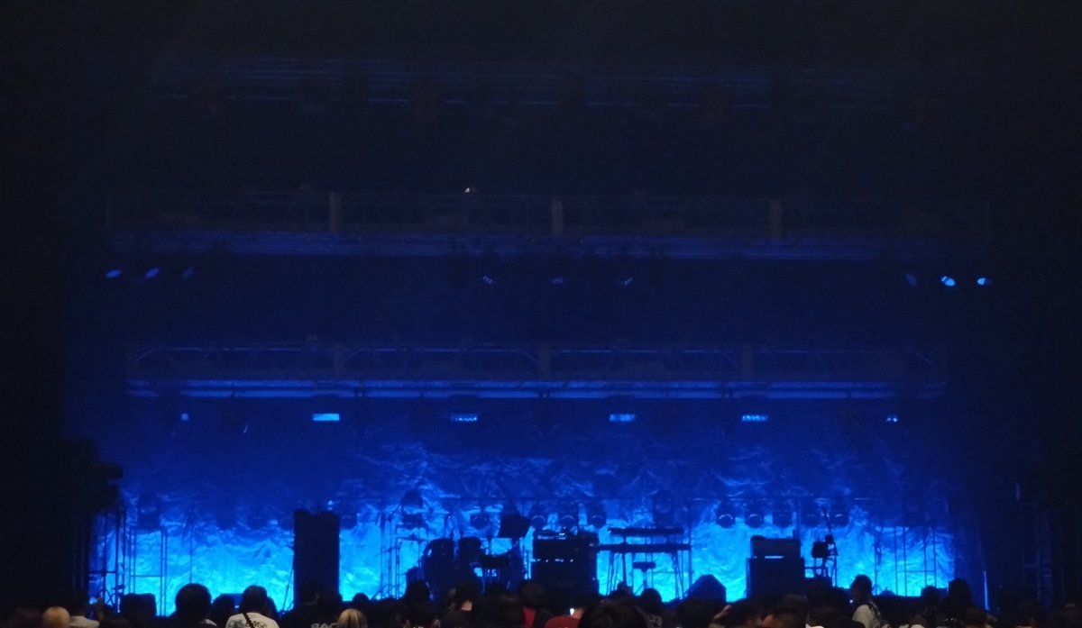 fuuta05's tweet photo. 会場入った瞬間Zepp Sapporoがthe HIATUS一色の空間になってた！！楽しみがすぎる！！もう泣きそう！！！ https://t.co/tE3E55Ybws