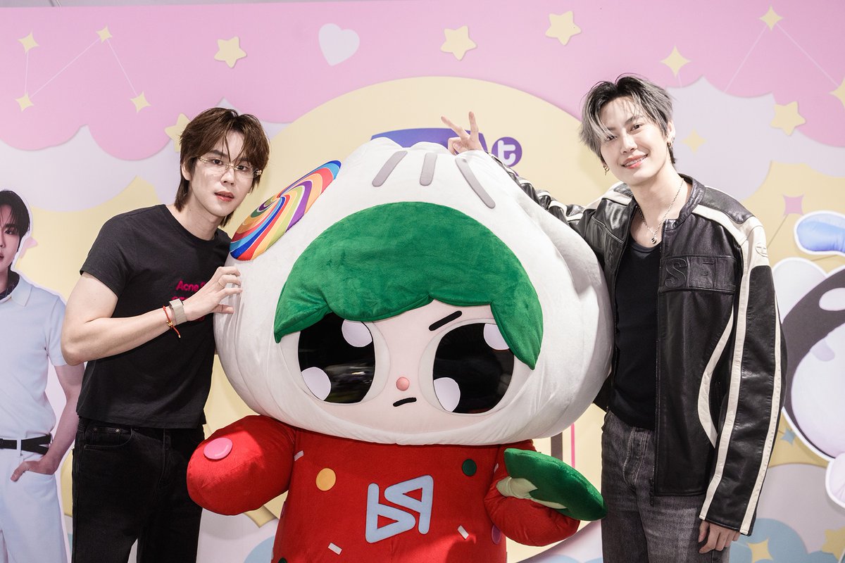 Shopnasium's tweet photo. GMMTV Pop-up Store in Taipei 2026 has come to a successful close! Thank you so much to everyone who came out and support~

1:1 photos will be uploaded soon! Thank you for your patience! 🙏

#GMMTVPopUpStoreinTaipei #GMMTV https://t.co/PX2ugxVaw1