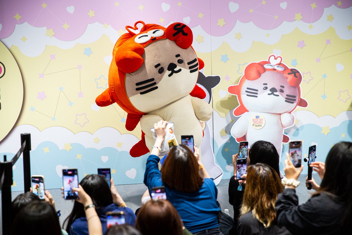 Shopnasium's tweet photo. GMMTV Pop-up Store in Taipei 2026 has come to a successful close! Thank you so much to everyone who came out and support~

1:1 photos will be uploaded soon! Thank you for your patience! 🙏

#GMMTVPopUpStoreinTaipei #GMMTV https://t.co/PX2ugxVaw1