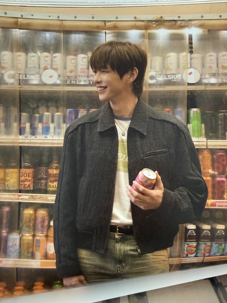 DanielK_Brasil's tweet photo. O dono do sorriso mais lindo do universo!!🥰😍
Eu quero o meu photobook AGORA!!! 😢 https://t.co/1o7pn0OIFN