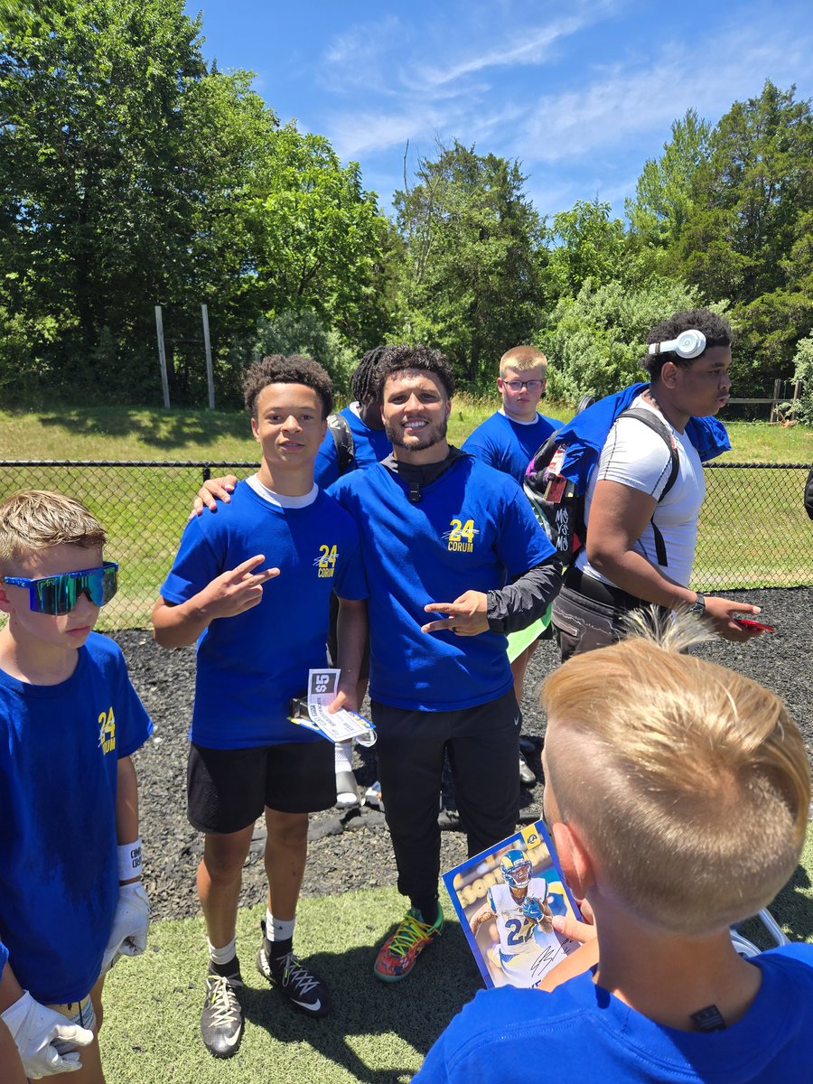 DurhamZyon7's tweet photo. Had a great time at @blake_corum camp and earned RB MVP. 
Appreciate the opportunity and experience. #AGTG🙏🏽 https://t.co/j9BhvRZBWZ