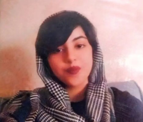 HaidryNasrin's tweet photo. #مبینا_محمدعلی‌پورثانی، دختر ۱۹ ساله اسلامشهری، از روز ۲۴ خرداد ناپدید شده. https://t.co/DH1SzPuAMT