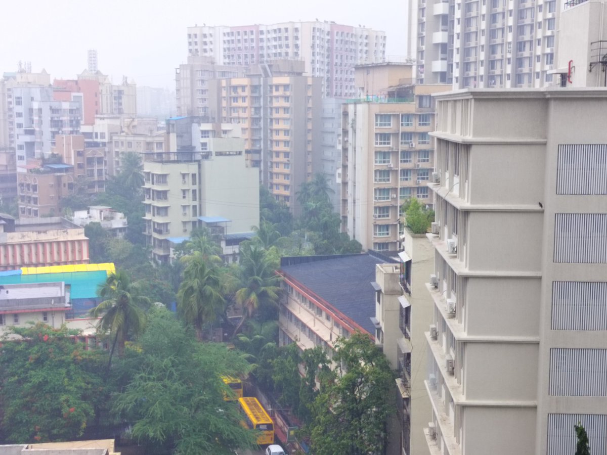 speaknow007's tweet photo. @Dev_Fadnavis @mybmc @CPMumbaiPolice this is third consecutive year reporting RCF ,chembur releasing ammonia in air to create pollution 
@AshwiniBhide @TawdeRitu Swami Vivekanand 5 education institute running nearby, how rcf can release the ammonia in air @TV9Marathi @abp https://t.co/cczKtEpFmh