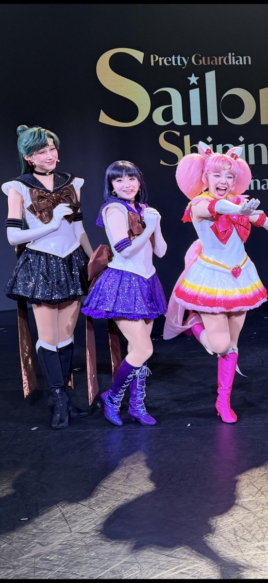 あかり tweet media