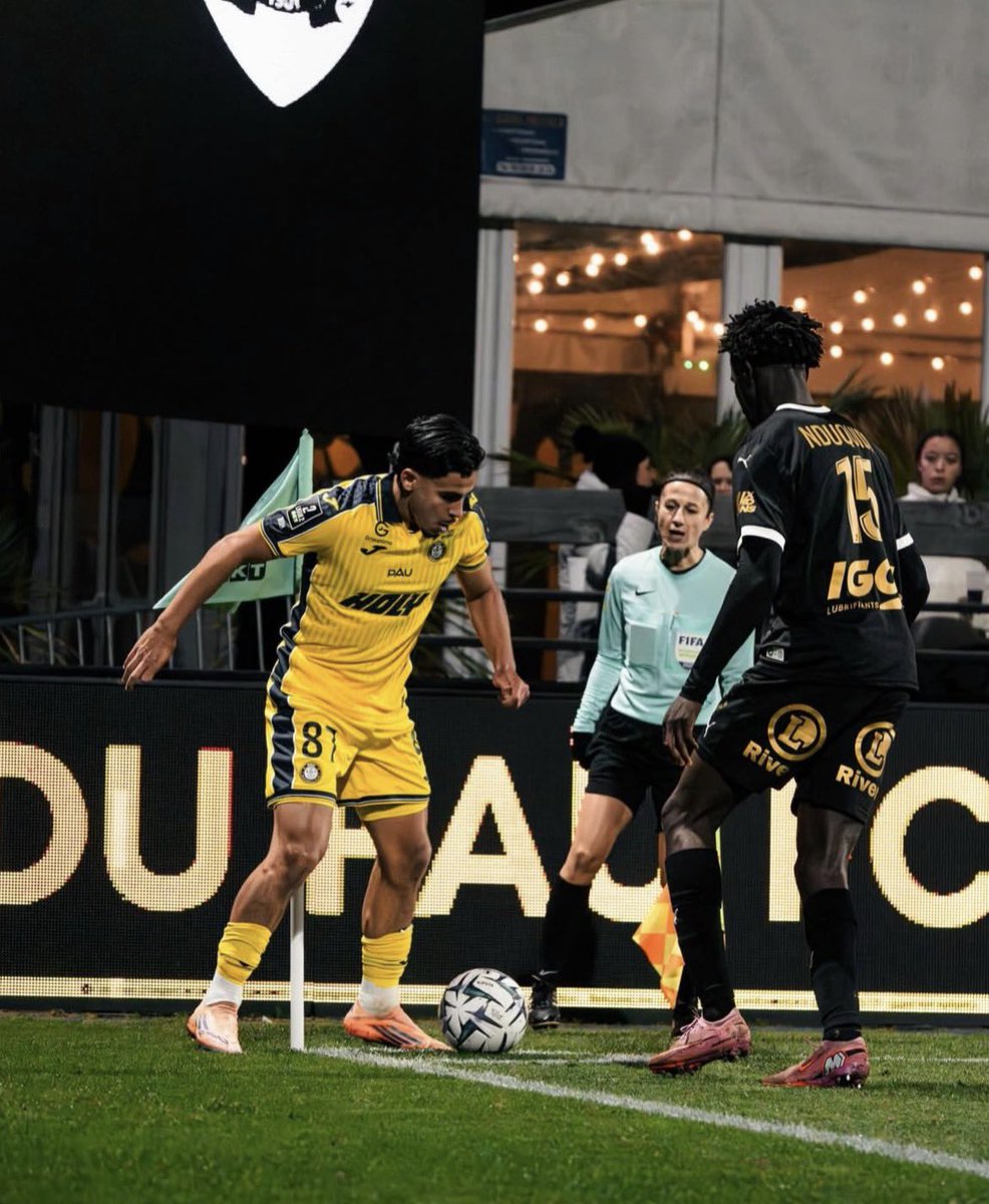 WFCGRONINGEN's tweet photo. In Venlo kijken ze naar 2 nieuwe spelers uit Frankrijk en NL
VVV #Venlo kijkt naar Edhy #Zuliani een 21 jarige 🇩🇿 linksbenige aanvaller van #Toulouse
Zuliani kan op CAM/RW/LW
Verder kijken ze naar de transfervrije Tristan #Schenkhuizen een 21 jarige 🇳🇱 CVM https://t.co/LmOJYkQqas