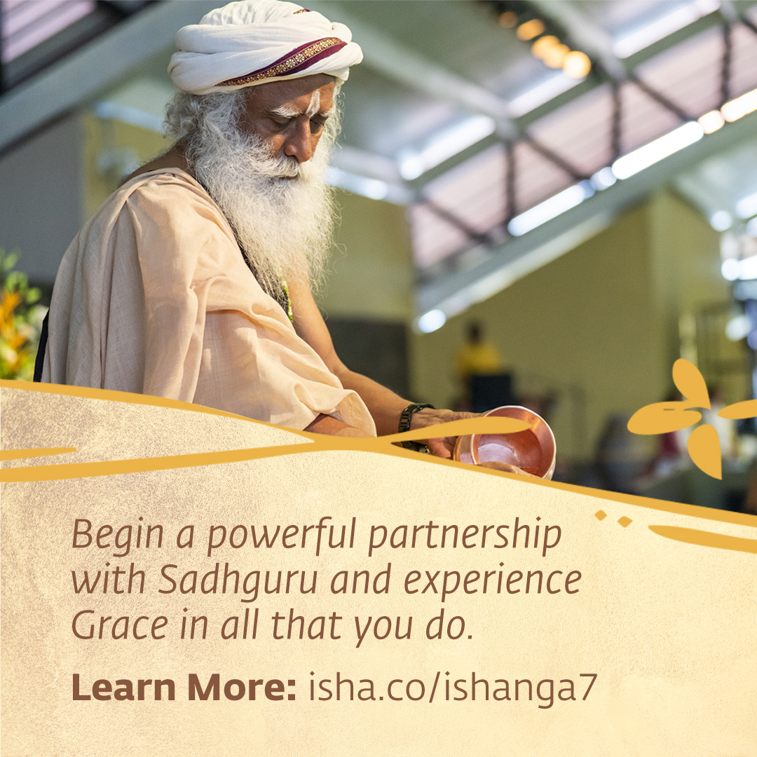 ishafoundation's tweet photo. What does it mean to make an offering?

To reduce “what is me” and “what is mine.” In that space, grace can enter one’s life.

Know More: https://t.co/jaT99JwIJN https://t.co/DVo0ueGyYr