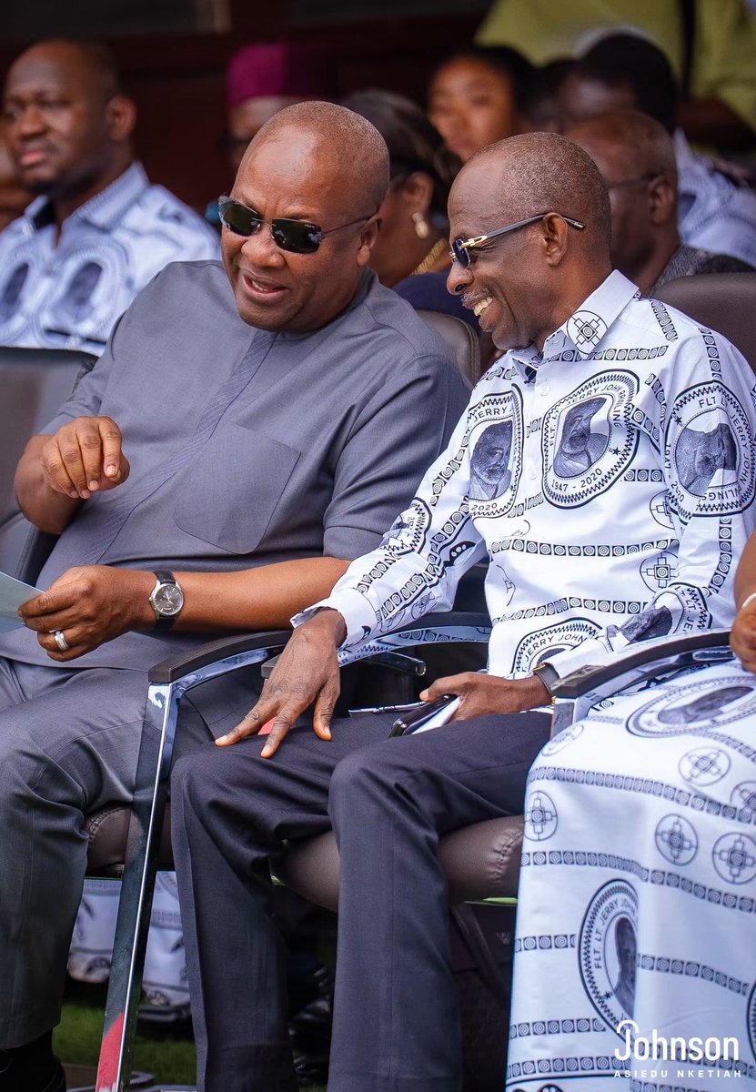 fred_tonto's tweet photo. A Nation that does not honour its heroes is not worth dying for so it’s also true that any organization that does not honour its heroes is also not equally worth dying for.
@JAsieduNketiah 
#ChairmanGeneral https://t.co/HH5sqCFK5t