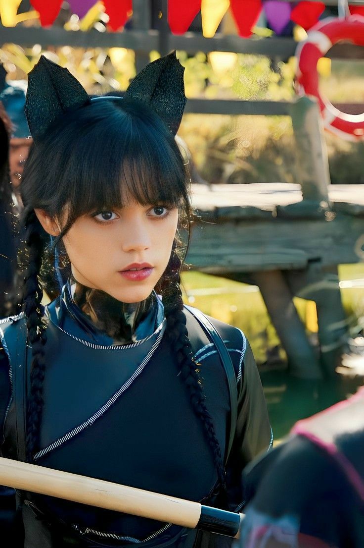 thebuysweet's tweet photo. não deu pra assistir e apenas gostar, tive que ficar obcecada por a Wednesday addams https://t.co/PdWAdqoSJc