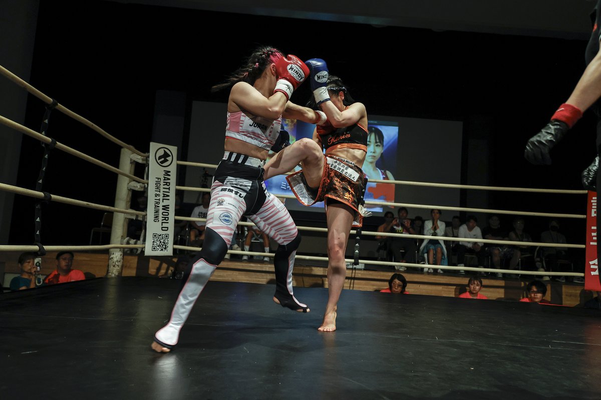 _sugi2009's tweet photo. 誠至会主催興行「NJKF 2026 west 3rd」
2026年6月21日（日）大阪府・堺市産業振興センター イベントホール

☆セミファイナル①（第7試合） NJKFミネルヴァ -45kg契約 2分3R
◯風羽（龍生塾ファントム道場）
vs判定3-0（30-28 30-28 30-29）
Ｘ服部華鈴（キングムエ）

☆風羽が勝利（C）NJKFWEST https://t.co/5acVaE9nLy