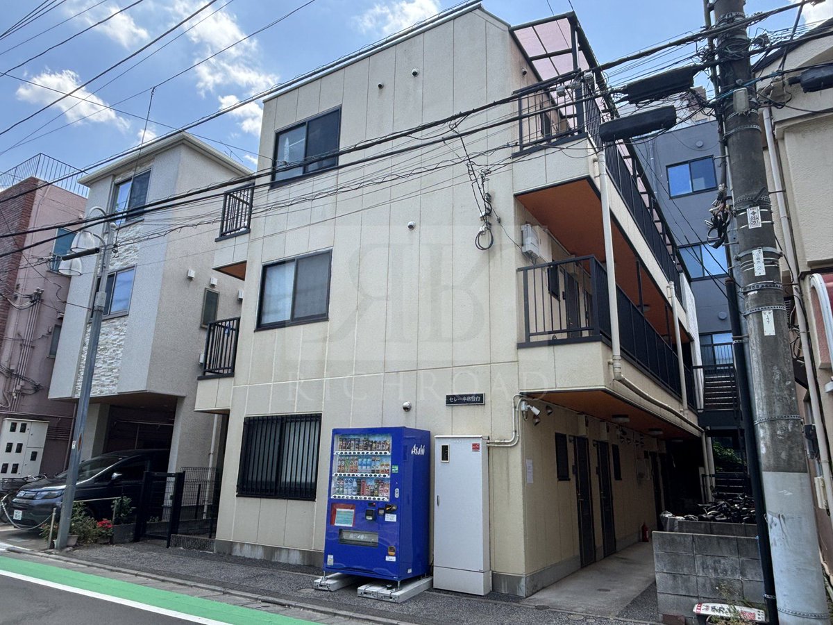 richroadweb's tweet photo. JR東武東上線『ときわ台』駅徒歩8分の駅チカ一棟アパート！
2004年2月築の鉄骨造３階建で12戸満室稼働中！
東側公道5.0ｍで接道状況が良好です◎
物件周辺に日大、淑徳大、大東文化大など複数キャンパスがあり、学生単身者の賃貸需要が見込めます！

https://t.co/XTwsrirFkS https://t.co/aBYHKjoWv1