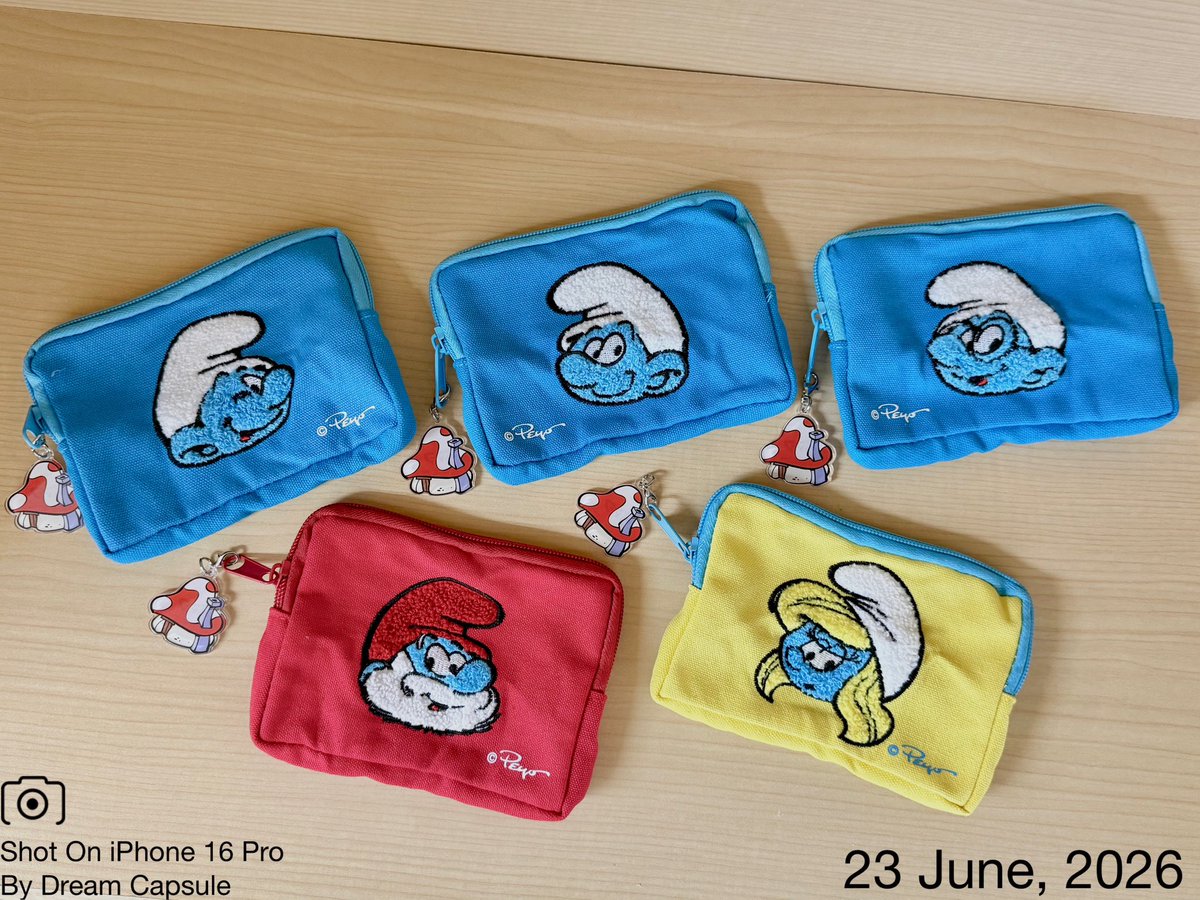 dreamcapsuleCEO's tweet photo. 🌟新入荷ガチャ商品プレゼントCP🌟

キノコのおうちのチャームつき🍄丈夫で分厚くて使いやすい💙
「スマーフ さがらポーチ」

フォロー&amp;RP(RT)していただいた方の中から抽選で2名様に全5種セットをプレゼント🎁
ドリカプへの入荷日とキャンペーン詳細は↓

#ドリームカプセル #ガチャ専門店 https://t.co/N04ra46254