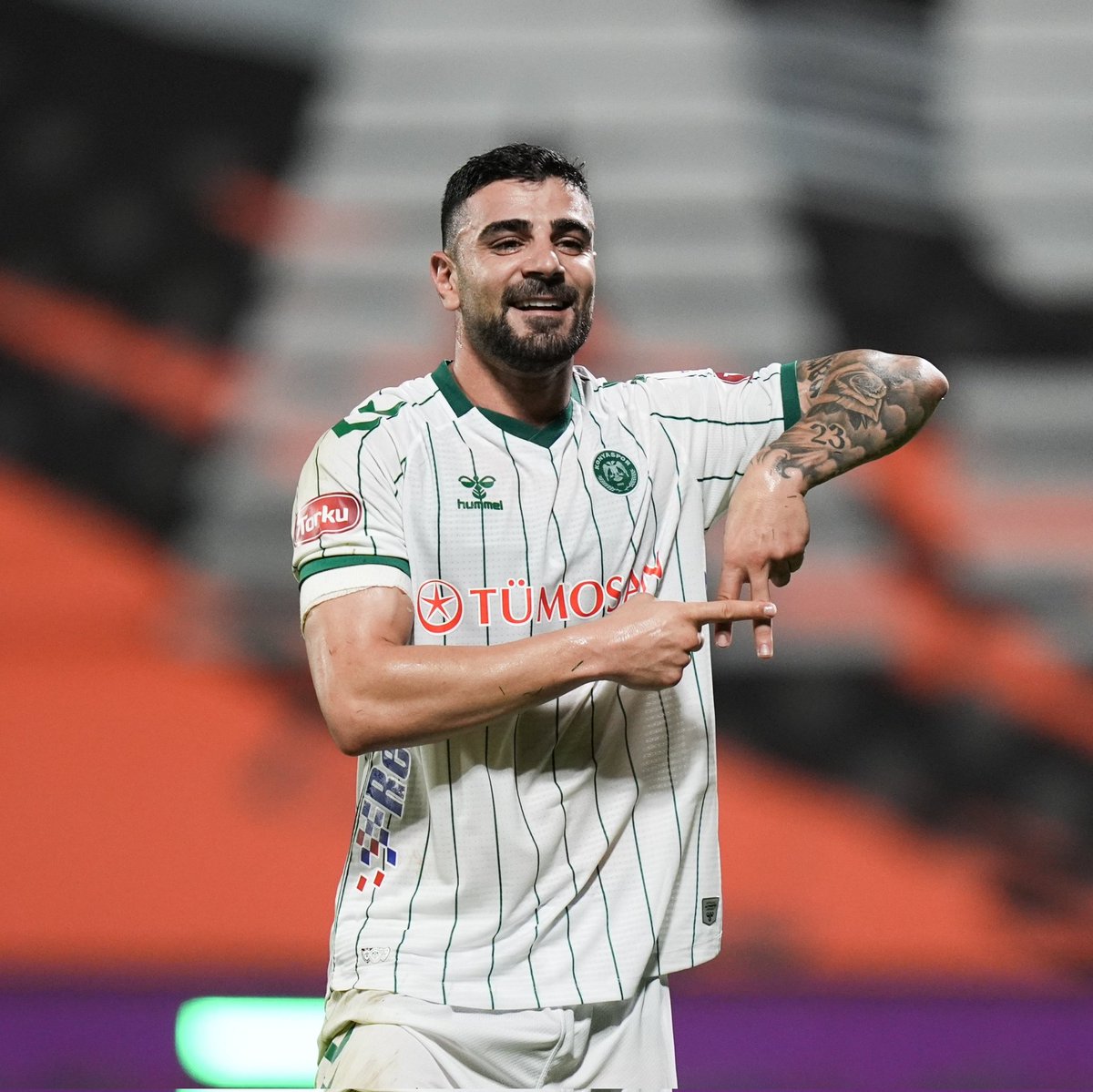 Mendo_tr10's tweet photo. 🚨Konyaspor,Adil Demirbağ için 3 milyon euro+oyuncu talep ediyor.
@Salimmanav https://t.co/LiTnU0SsEH