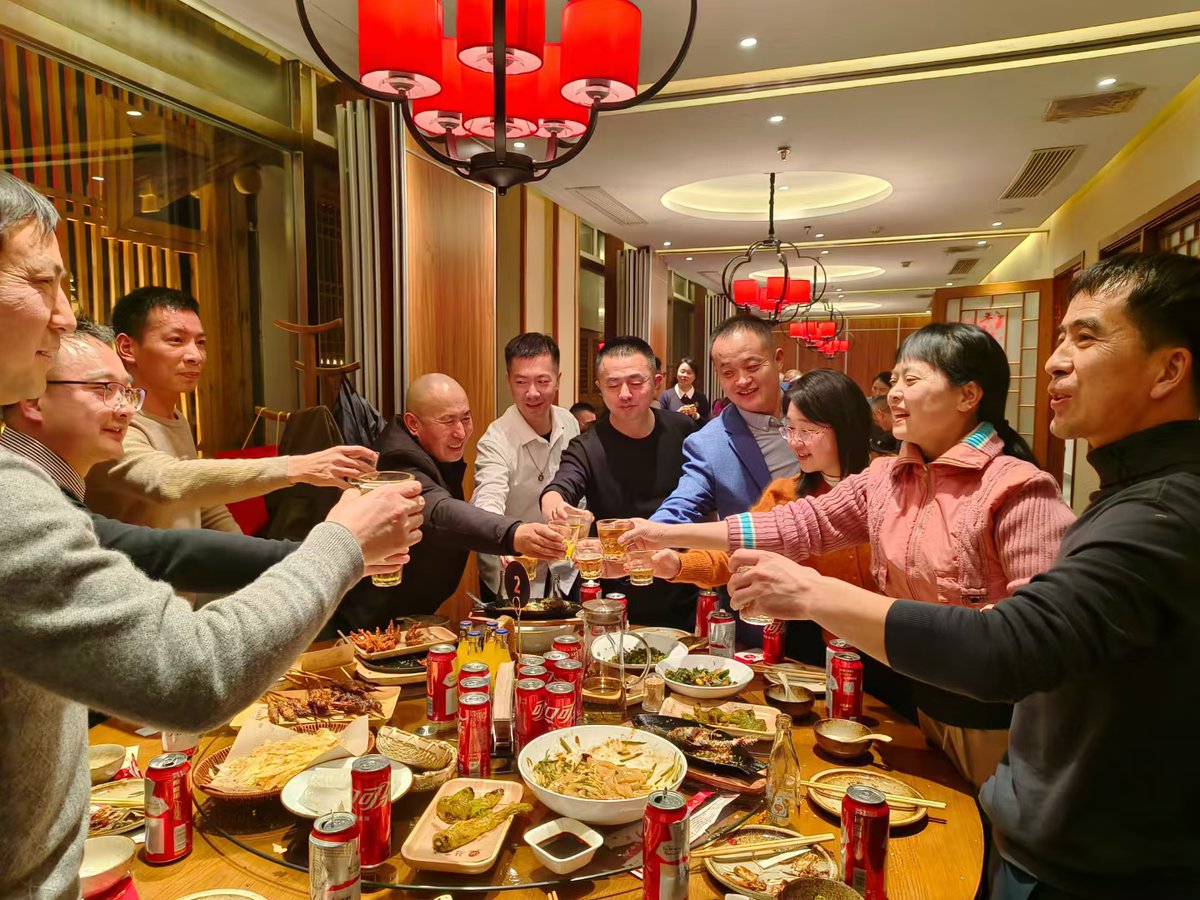 maicoll89's tweet photo. Finally catching up with my favorite people after way too long! Laughs, inside jokes, and zero awkward silences just like old times. https://t.co/iSIgrWAALF
