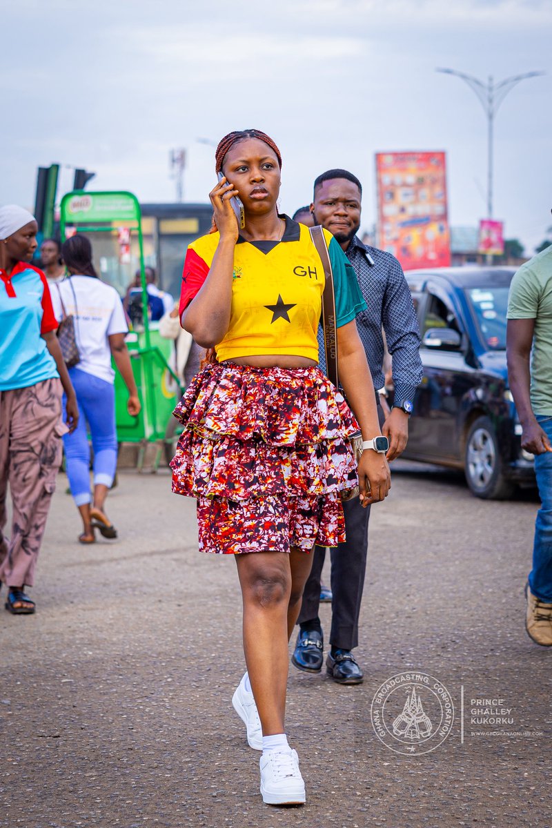 GTV_Ghana's tweet photo. Accra is filled with the vibrant black star jerseys. Ghanaians are poised for the Blackstars match later tonight at 8pm.

#WorldCupOnGBC #FIFAWorldCup2026 
#Blackstars #AfricaUnite https://t.co/Ena2GNs6YW