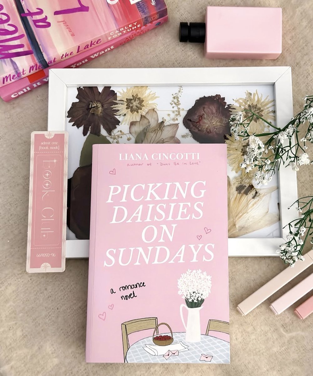 silnotseal's tweet photo. #nowreading Picking Daisies on Sundays by Liana Cincotti (page 17 of 366)

[credit picture to @/pageswithprabh IG] https://t.co/xU1RLTMeXA