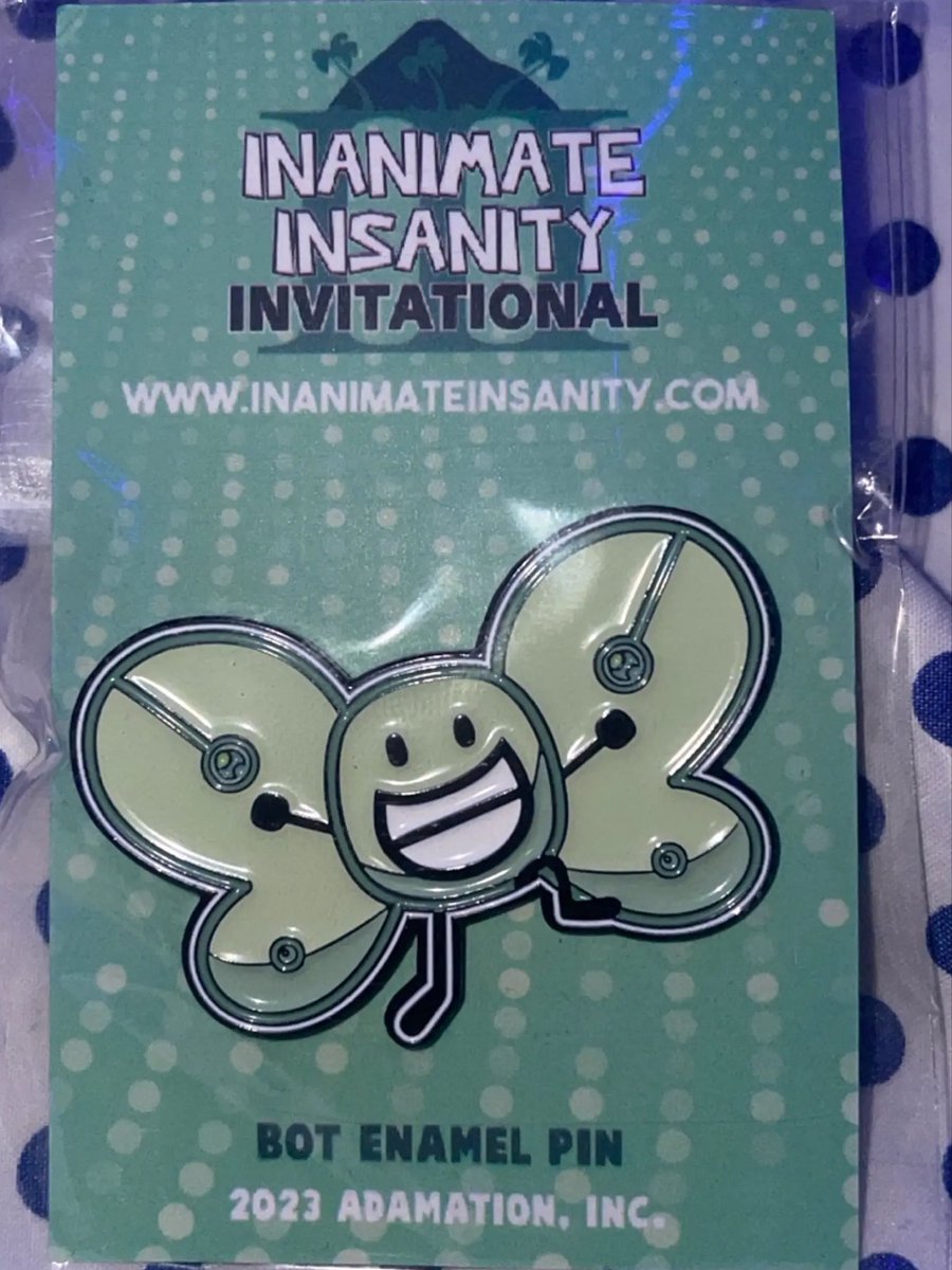Fry_Bashee139_'s tweet photo. it would be so cool if we got more ii enamel pins in the future like these were soo cute🥹 https://t.co/9DLcNVqCge