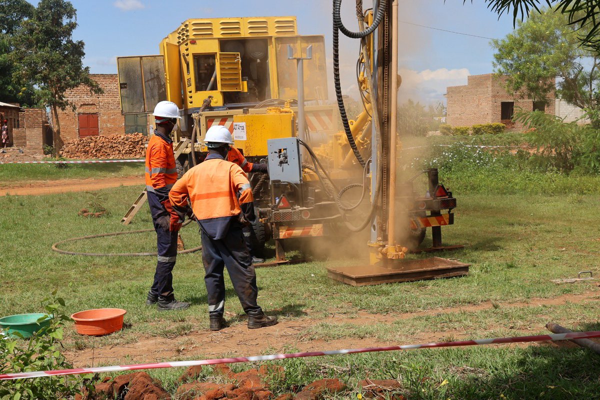 RRM_Ug's tweet photo. Rotary Air Blast (RAB) drilling under way in EL00147. This phase constitutes drilling 1000 meters, to evaluate the commercial viability of the REE deposit in the license. This aims to add onto the current MRE of the Makuutu REE project which stands at 617mt of TREO minus Cerium. https://t.co/40IZ2zL00J