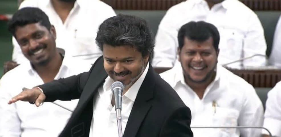 SivaSembian's tweet photo. அஇஅதிமுக தலைவர் எம்.ஜி.ஆர் அவர்களின் ஆட்சிக் காலத்தில் 10 ஆண்டுகள் கூப்பில் உட்கார வைக்கப்பட்டிருந்த திமுகவை நாம் பார்த்ததில்லை என்ற மனக்குறையும் போய்விடும் போல...

#Blast https://t.co/EKFdniJed6