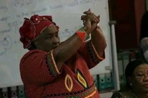 mabusetsas's tweet photo. @_Hybreed_ @Solphendukaa It's him https://t.co/Lm1wPlpxm9