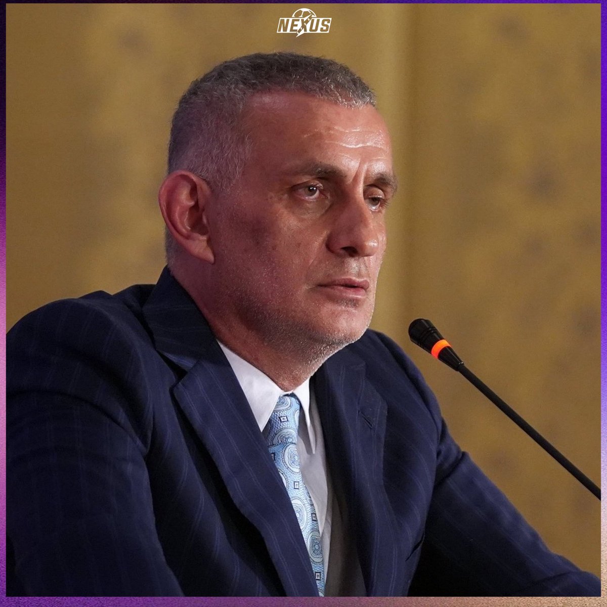 nexustransfer's tweet photo. Nihat Kahveci: "Ben, böyle inat bir federasyon, böyle inat bir teknik heyet görmedim abi! İnsan hatasını kabul eder. 180 dakikada gol atamamışsın, bana hala istatistik okuyorsun.

Böyle bir dünya yok! Hatalarını kabul et ya! Milletin ne Türklüğü kaldı, en baba Türk Montella oldu! Bir konuşsak, belki Türkçeyi de bilmiyor.

Sende Türk ölçerlik mi var ya? Ne had ya bu!"