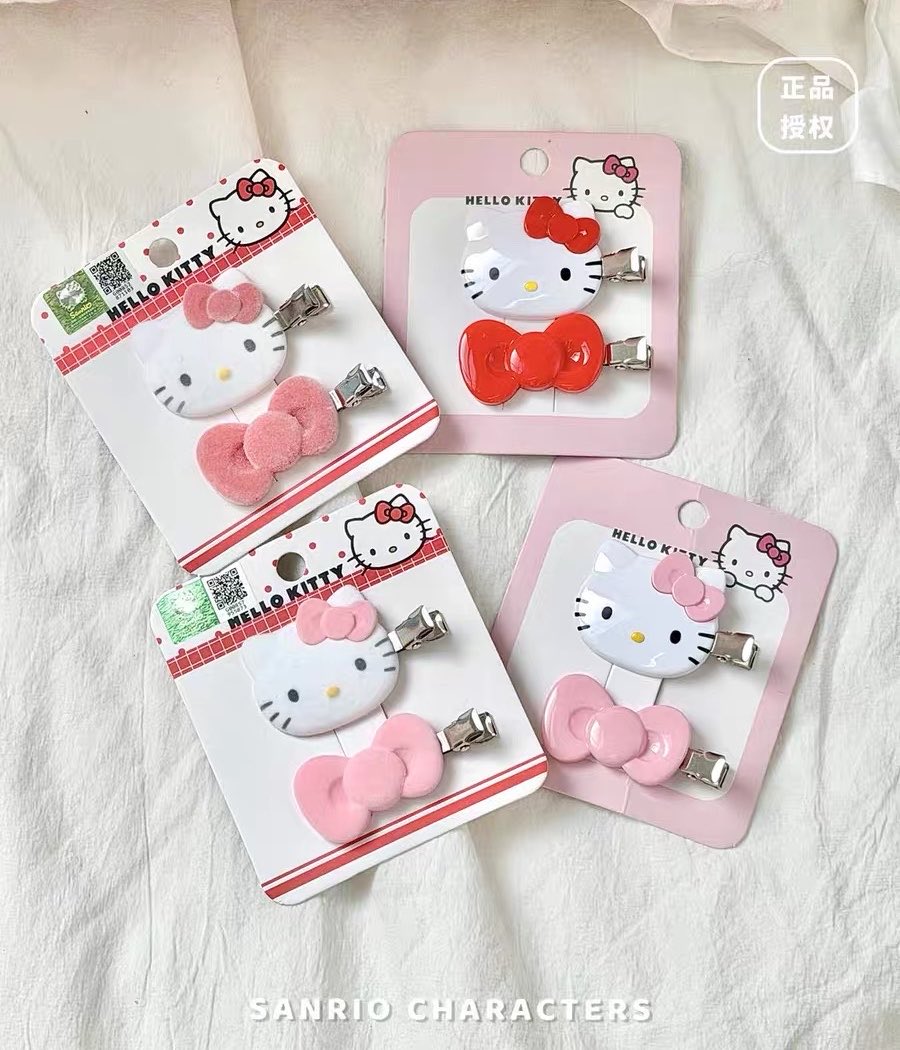 Peepinkshop's tweet photo. กิ๊บHello Kitty ลิขสิทธิ์แท้ มีทั้งแบบเงาใส-กำมะหยี่น่ารัก SALE คู่ละ 100.- มัดจำ50% https://t.co/P8xxavICOg