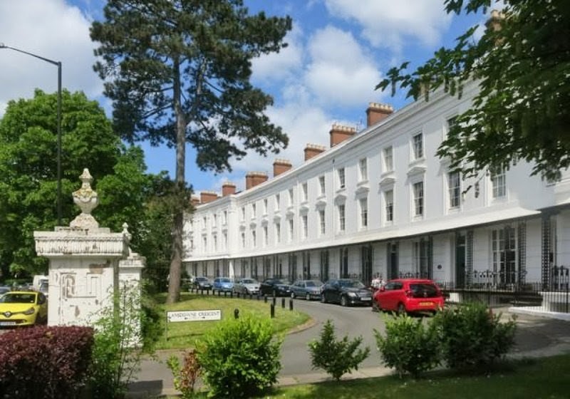 bien_celine's tweet photo. Leamington Spa, a truly magnificent town ✨ https://t.co/e180eq9g9I