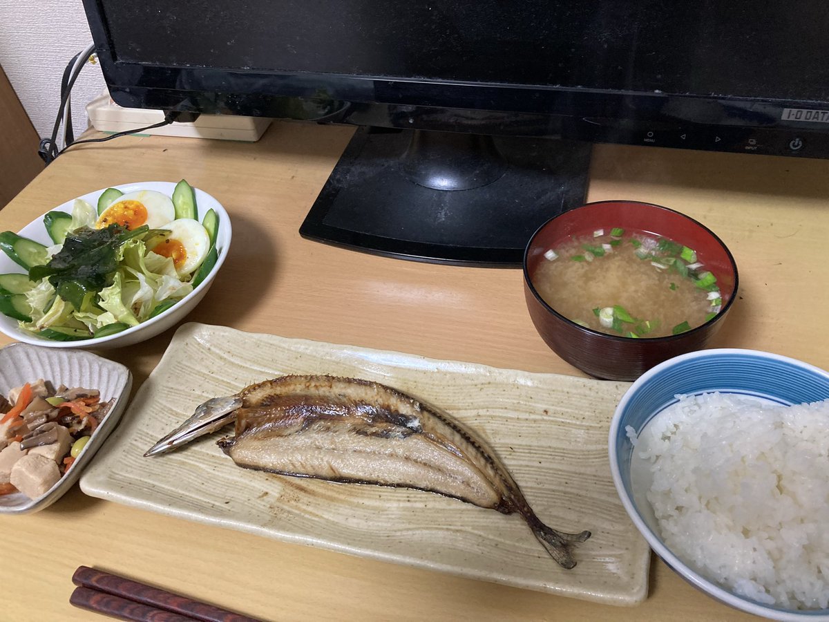 yagi319's tweet photo. めしー https://t.co/EKX45A5dyq