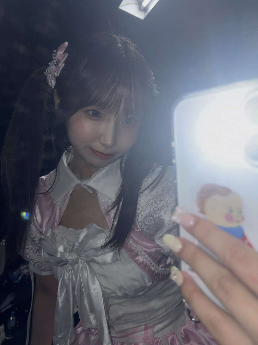 LTM_nijiho's tweet photo. 🪞🎀✨ https://t.co/nlvZZXTCfs