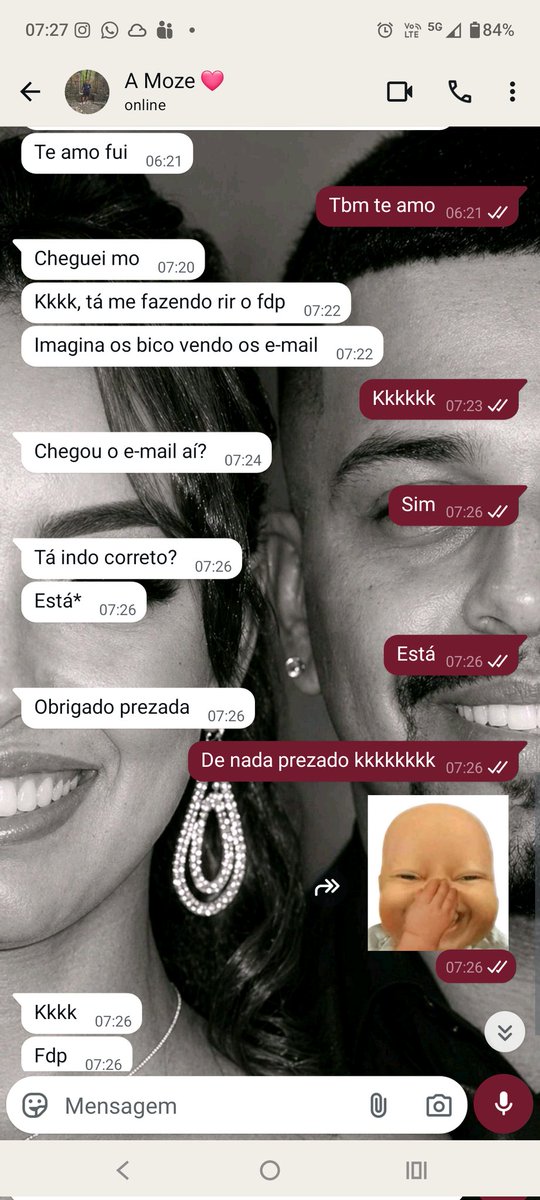 kekacrm's tweet photo. Felipe vai trabalhar em escritório e ter que escrever email, mas ele fala muita gíria e não tem o costume, então estamos conversando por email pra ele treinar. Não tô aguentando kkkkkkk 

Mandei o primeiro do dia https://t.co/AyvIqP9Eeb