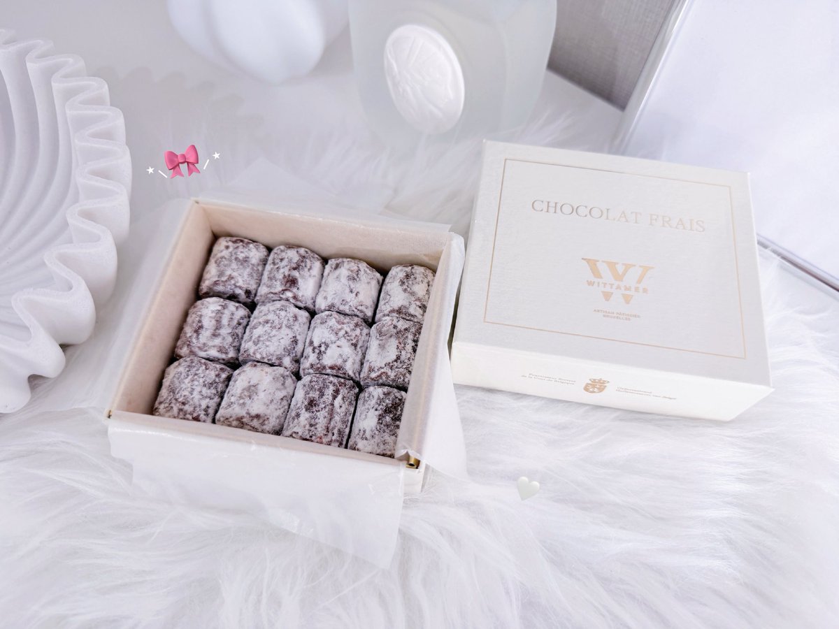 aynsn__'s tweet photo. バレンタインのとき争奪戦だったヴィタメールの生チョコ、今ふつうに買えて神👼🏻🤍🍫໒꒱
ほまにおいしい、ご褒美にさいこう( ᐢᴗ͈ ̫ ᴗ͈ᐢ ) https://t.co/o7MuC4Ck6S