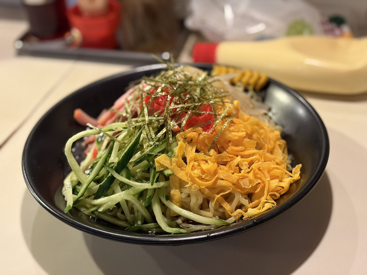 sugitmetal's tweet photo. 郡山市　春こま食堂の冷やし中華 https://t.co/aMH5xGnxGw