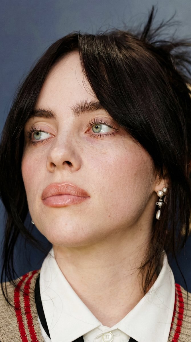 UHQ_TWEETS's tweet photo. Billie Eilish ❤️🤍 https://t.co/acBB7VenK8