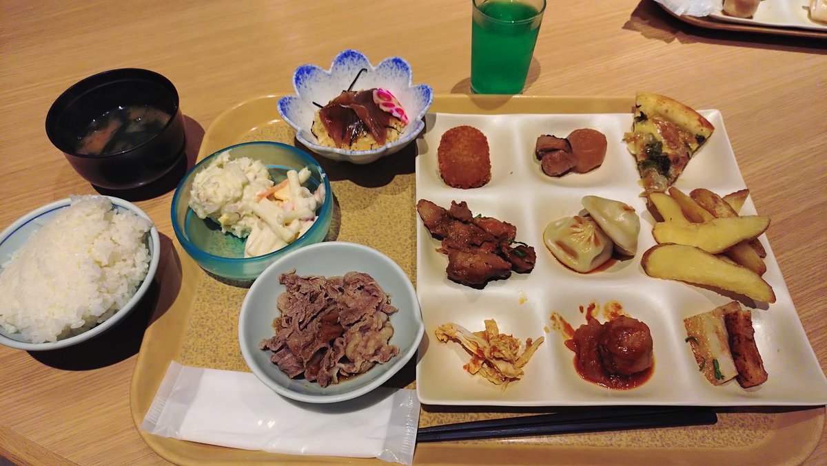 Meru_onsen's tweet photo. バイキング！ https://t.co/20cuT6bH2i